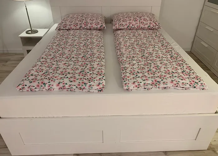 בית נופש Dom Z Sadem Pisarzowice (Bielsko)